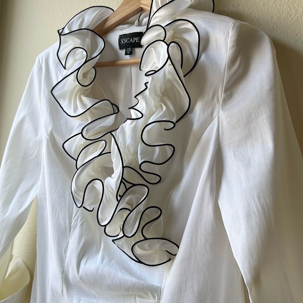 XSCAPE White Black Ruffled Formal Blouse Sz 12 - Picture 5 of 14
